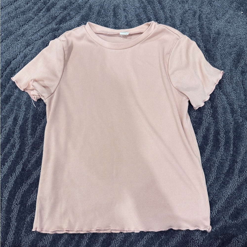 Girls light pink t shirt